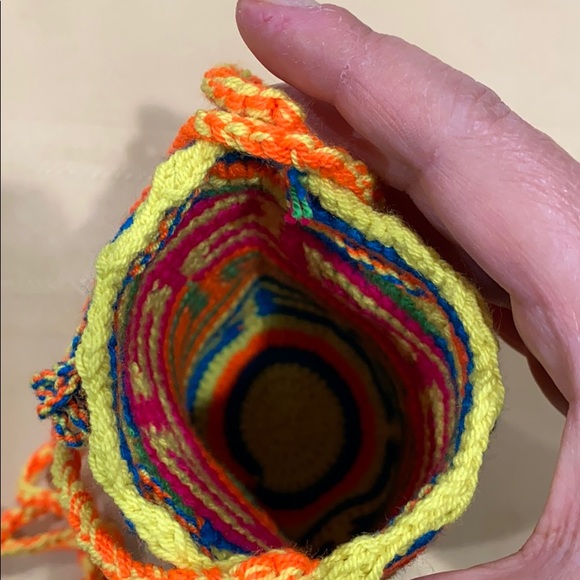 Mini Wayuu tribe cell phone or glasses carrier bag - Picture 6 of 9